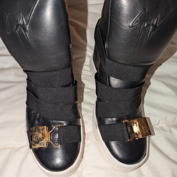 Giuseppe Zanotti Black Leather size9 - Picture 5 of 16